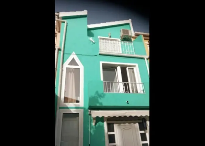 Agradable Adosado Cerca De La Playa
