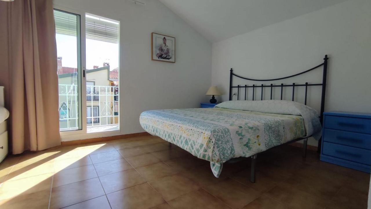 Agradable Adosado Cerca De La Playa Vakantiehuis